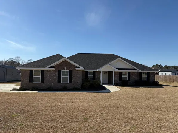 1200 Freeport Dr, Sumter, SC 29154