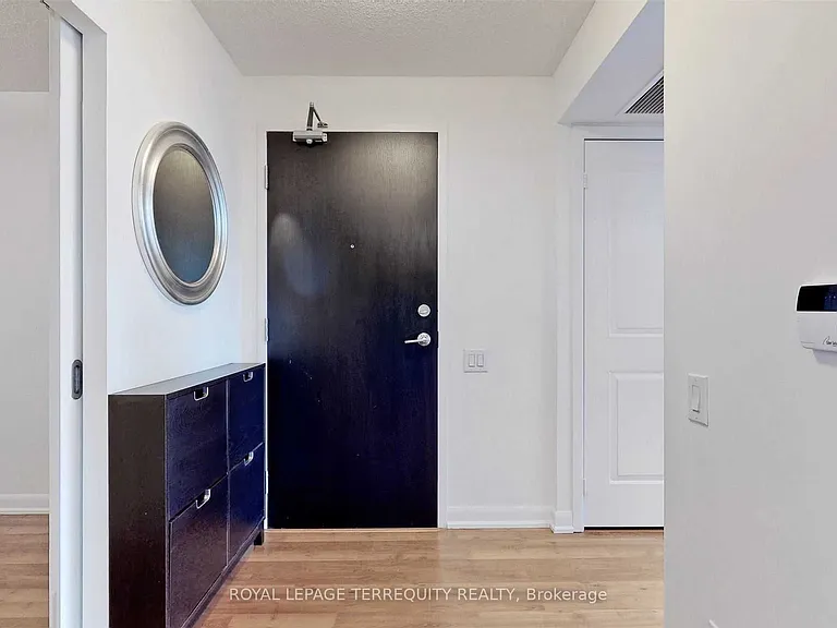 17 Anndale Dr #2211 — Photo 9
