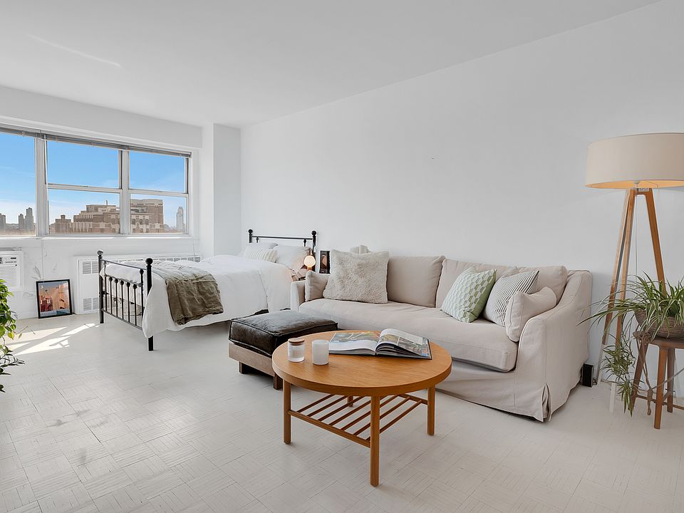 1st image of 111 3rd Ave APT 17G