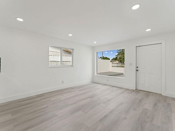 4th image of 465 NW 2nd Ter #465