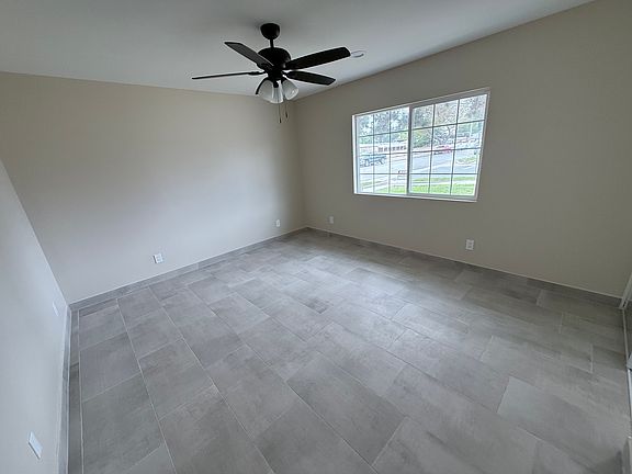 5th image of 1302 N Lassen Ave