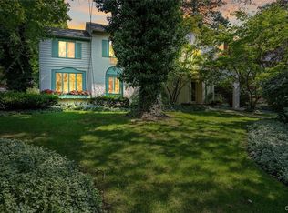 402 Sedgwick Dr, Syracuse, NY 13203