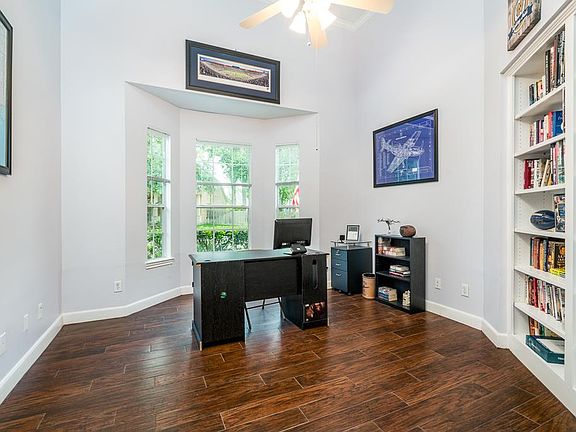5th image of 15811 Stable Creek Cir
