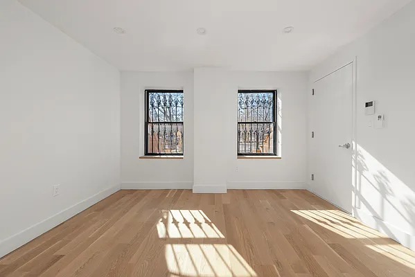 Rented by Compass | media 8