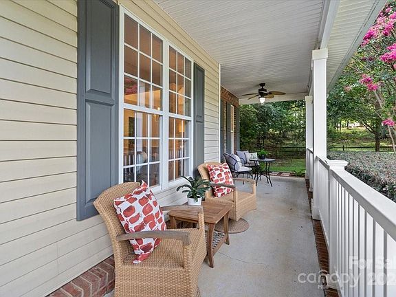 3rd image of 8610 Ellington Park Dr