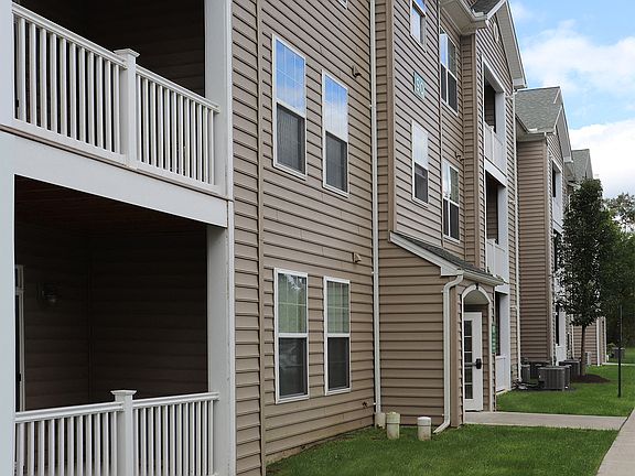 The patios and balconies at "Park Place"