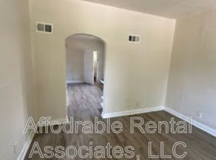 1911 S 11th St #3, Milwaukee, WI 53204