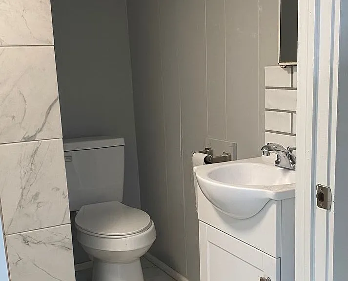 904 Coldwater Rd #12 — Photo 5