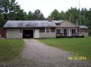 814 N Coville Rd, Harrisville, MI 48740