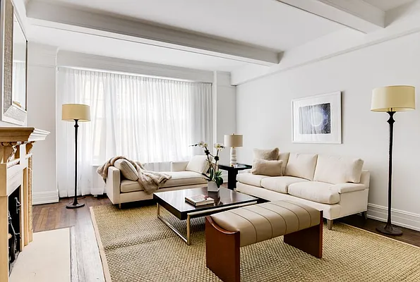 Sold by Compass | media 2