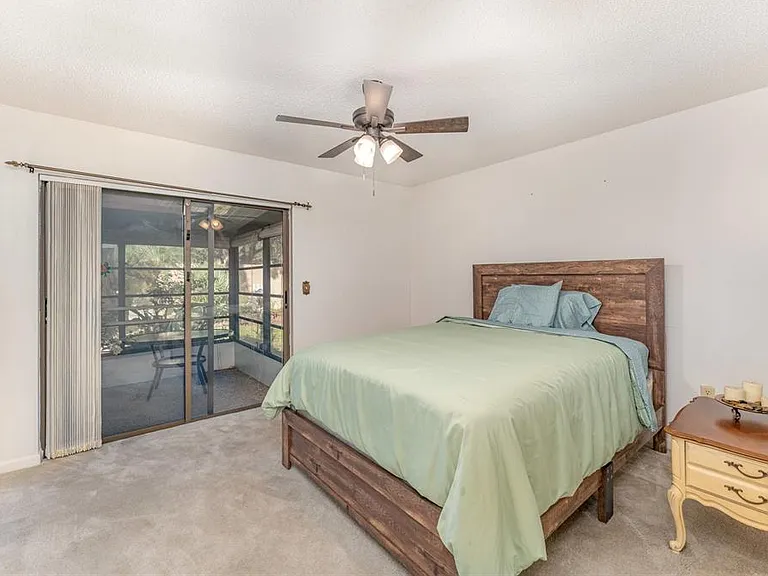 4240 Creekwood Ln — Photo 9