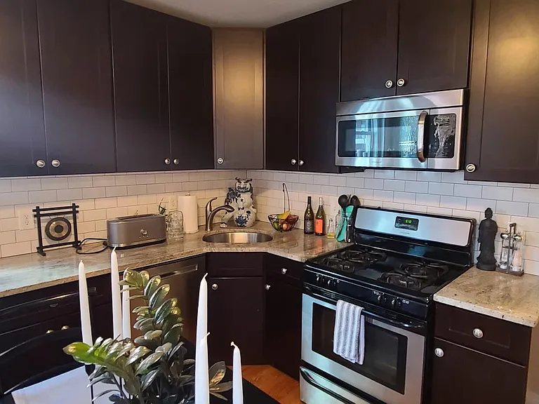 367 Dorchester St #2 — Photo 2