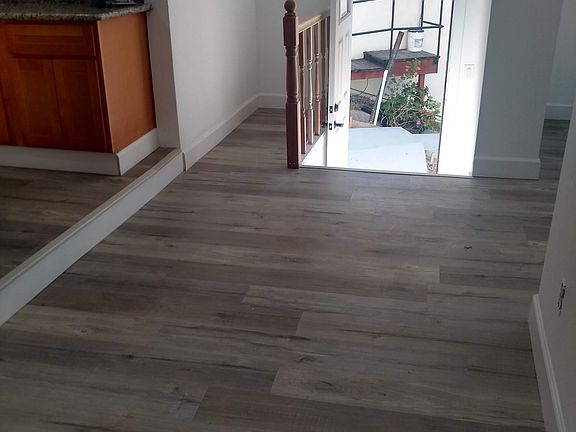 2nd image of 3441 Harbor Ct