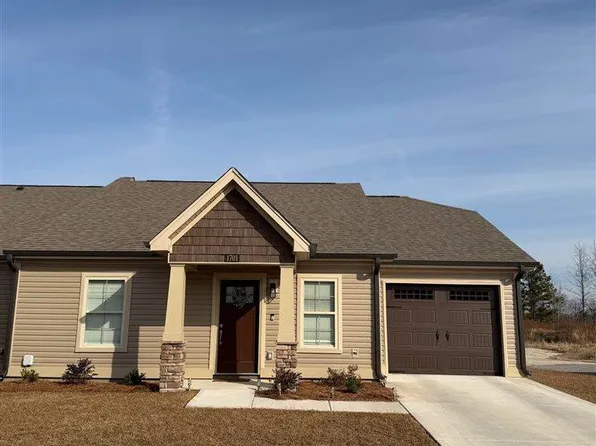 1701 Tuxedo Jct, Effingham, SC 29541