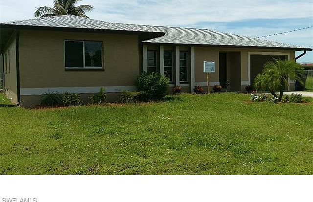 1st image of 1010 SE 23rd Ter
