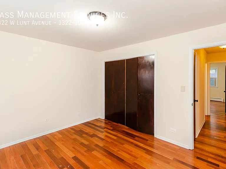 1322 W Lunt Ave #106 — Photo 7