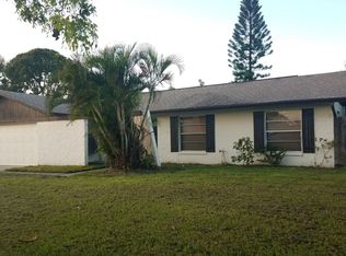 925 Creighton Dr, Fort Myers, FL 33919