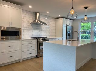 405 Twin Oaks Dr, Havertown, PA 19083