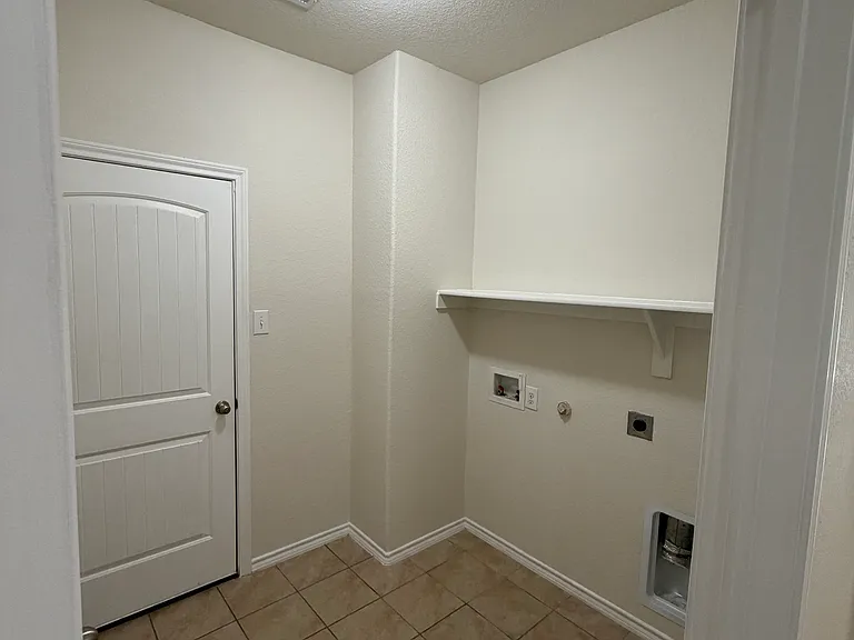 1101 Northampton St — Photo 15