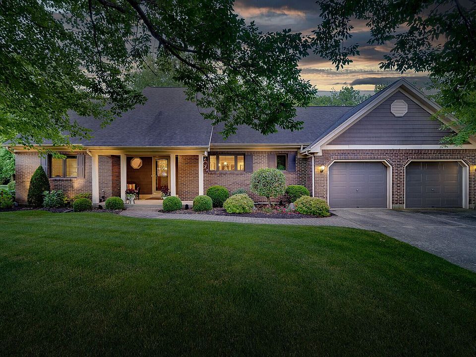 1st image of 2822 Country Squire Dr
