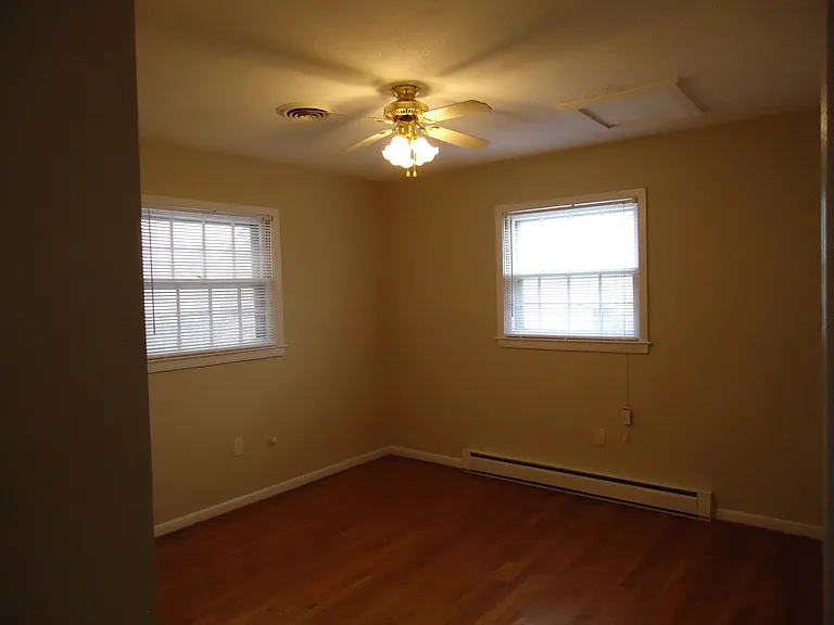15 N Purcell Ave — Photo 16