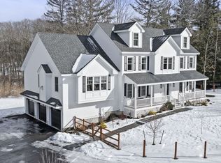 734 Boxford St, North Andover, MA 01845