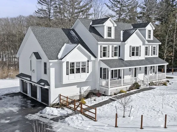 734 Boxford St, North Andover, MA 01845