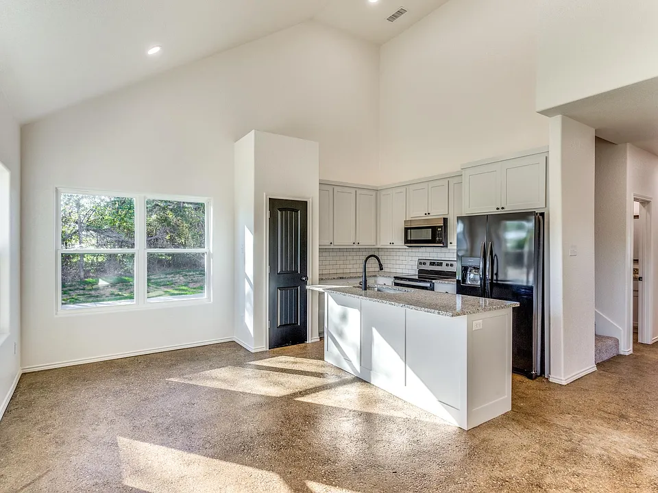 112 Dealva Ct