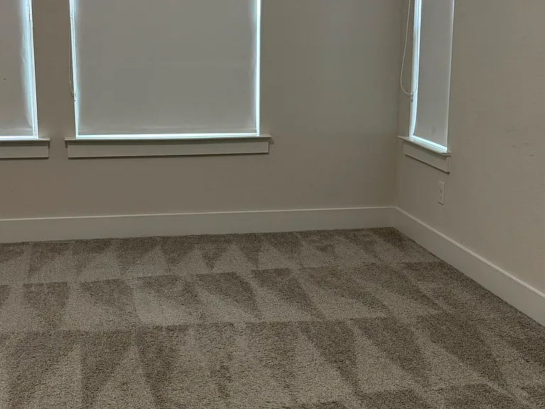 13389 Crestmoor Dr — Photo 17
