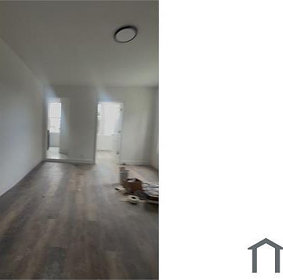 2nd image of 804 Freeman St #2A