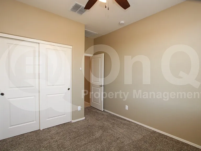 2620 S 116th Dr — Photo 9