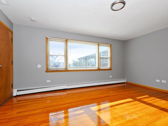 2nd image of 5324-26 S Kedzie Ave #5324-3B