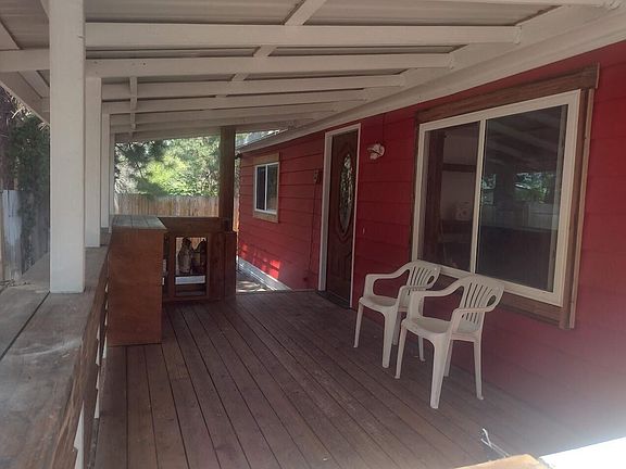 3rd image of 61070 Winter Park Ln Unit 210
