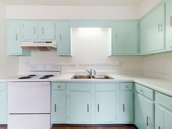 2nd image of 158 Grand Manor Dr