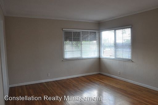 3rd image of 8447 La Mesa Blvd