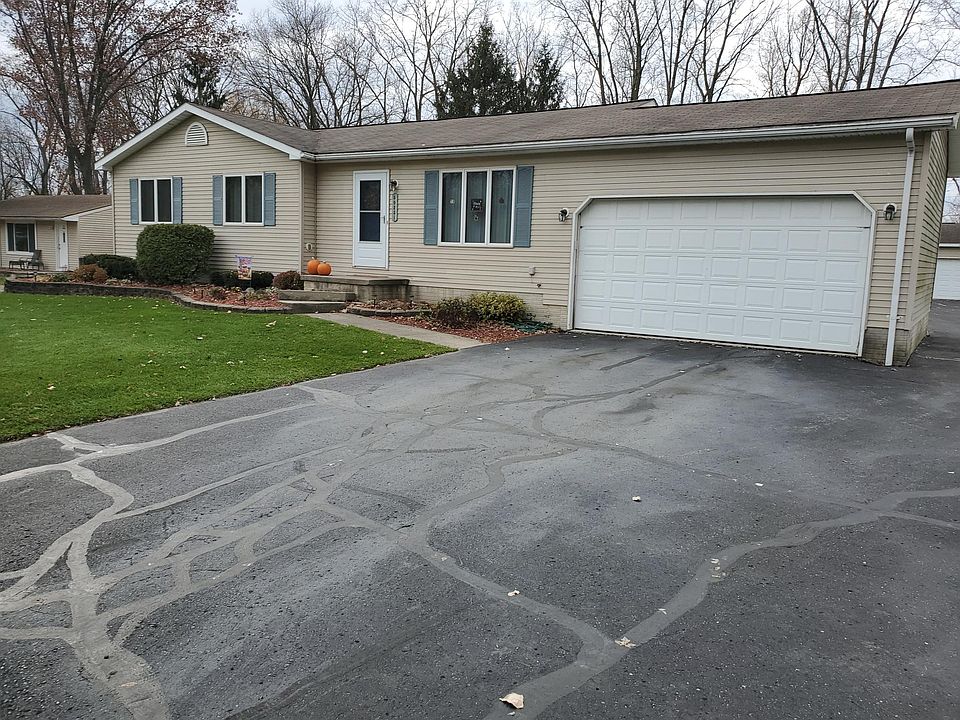 1st image of 50231 Mile End Dr