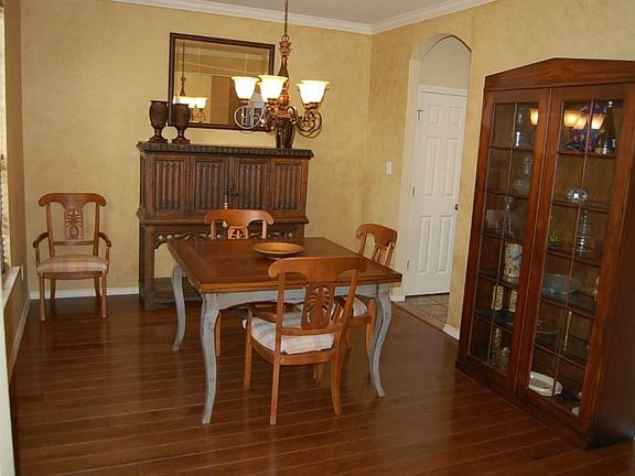 4th image of 2274 Barret Dr