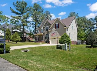 206 Leaning Pine Cir, Spring Lake, NC 28390