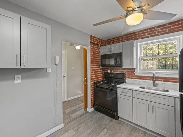 412 Hendrix Street image 7 of 27