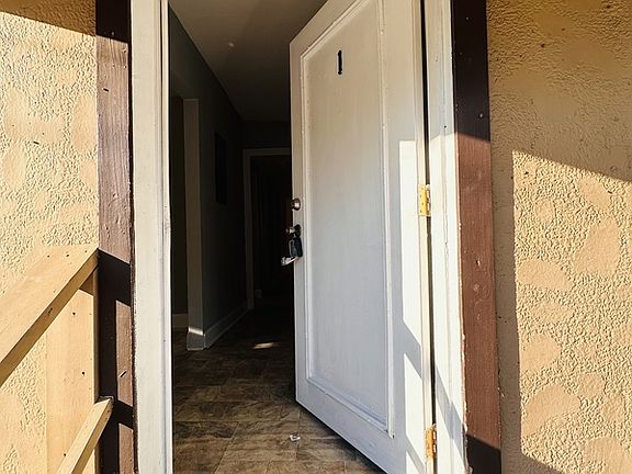 3rd image of 5238 San Juan Ave #1