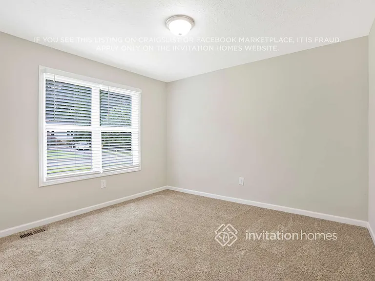 2335 Ambassador Dr — Photo 13