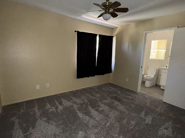 9465 Nickellaus Ct — Photo 14