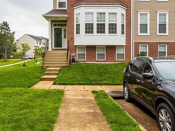 3rd image of 14707 Beaumeadow Dr
