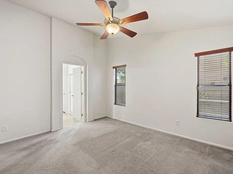 2403 W White Feather Ln — Photo 14