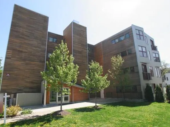 24 Bay State Rd Unit 9, Cambridge, MA 02138