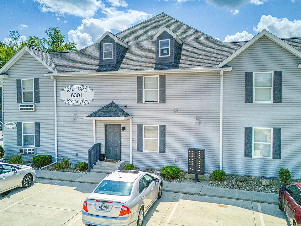6301 W Kilgore Ave #12