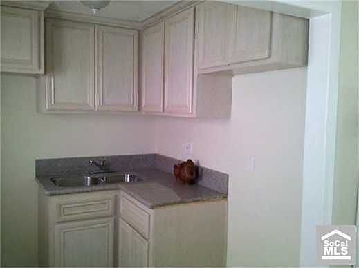 4th image of 1204 Prado St