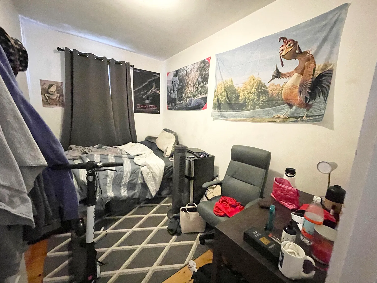 3 bed, 9999 sqft, $3,900 — Photo 4