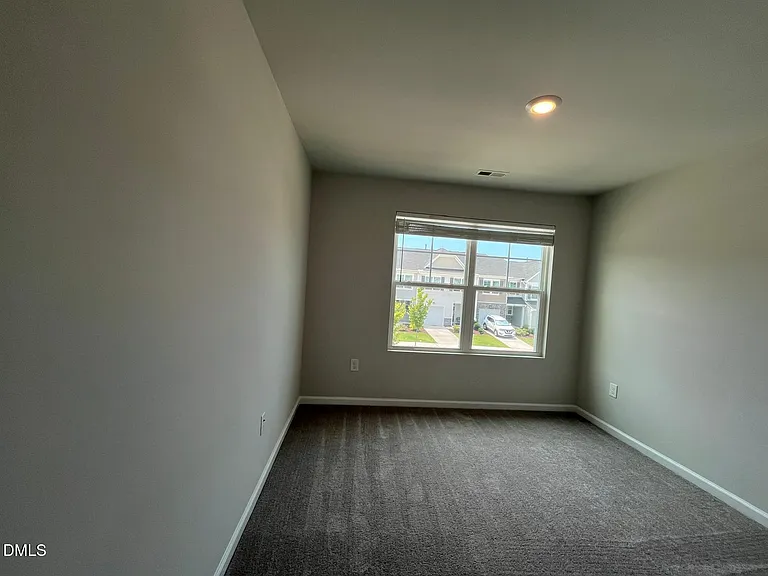 5047 Tura St — Photo 21