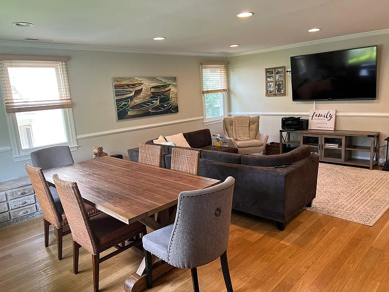 9715 Montauk Ave — Photo 10